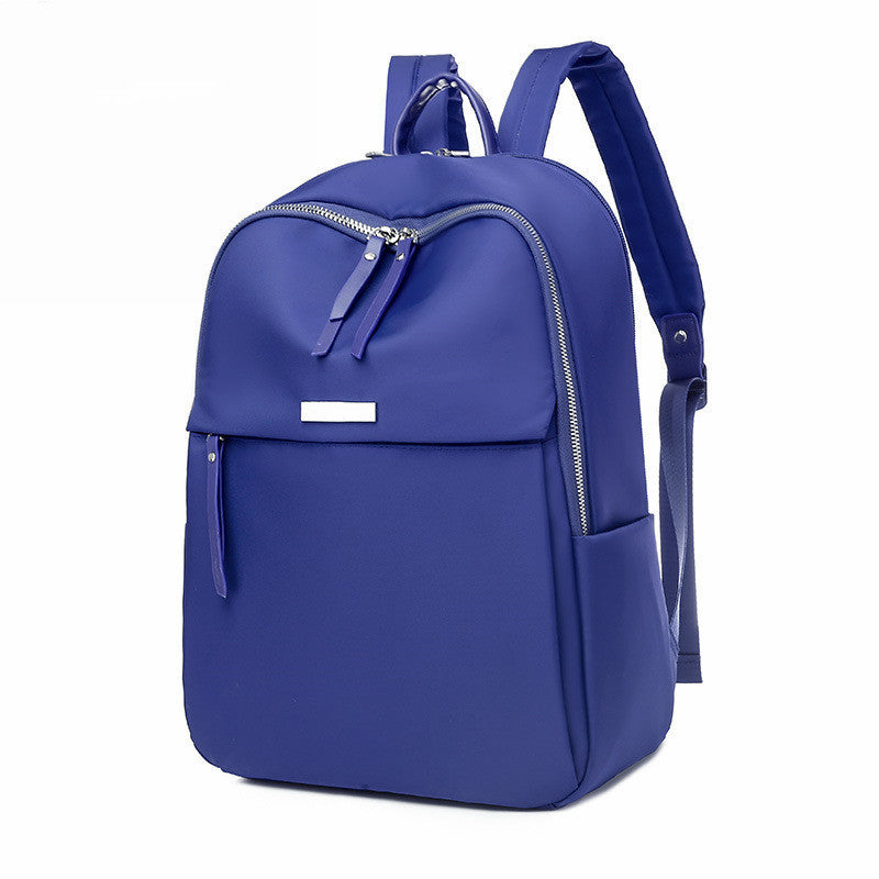 Sac à Dos Élégant en Tissu Oxford – Un Accessoire Sophistiqué pour un Quotidien Stylé
Un design structuré, fonctionnel et raffiné
Un équilibre parfait entre style et fonctionnalité