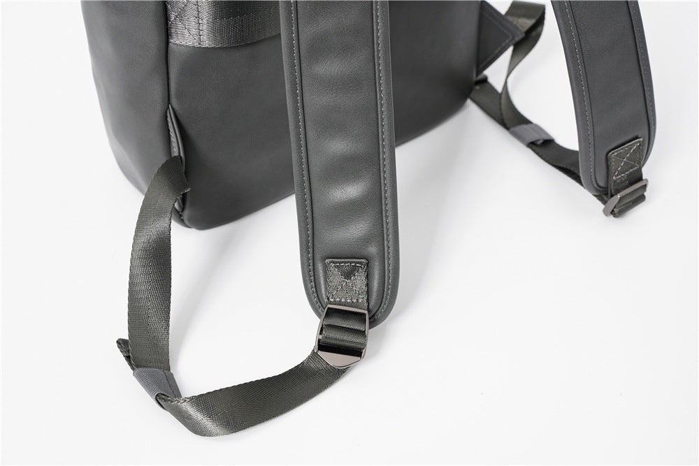 Sac à Dos Haut de Gamme en Cuir – Design Moderne & Fonctionnel
Un sac sophistiqué et spacieux pour un usage quotidien
Un équilibre parfait entre style et praticité