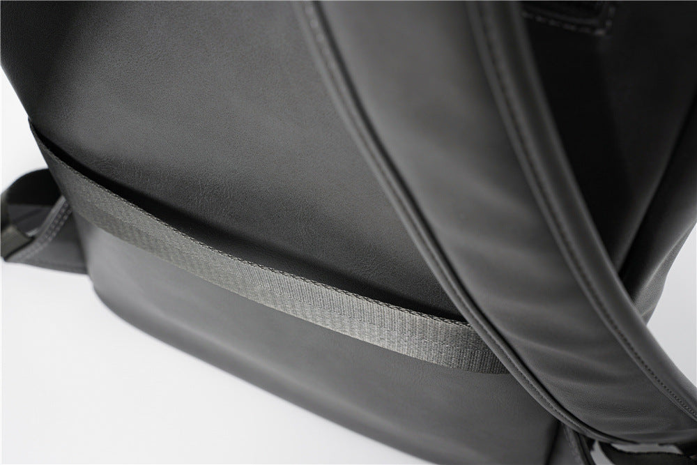 Sac à Dos Haut de Gamme en Cuir – Design Moderne & Fonctionnel
Un sac sophistiqué et spacieux pour un usage quotidien
Un équilibre parfait entre style et praticité
