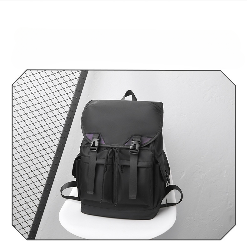Sac à Dos Unisexe en Nylon Premium – Léger, Robuste & Moderne
Un accessoire polyvalent pour le quotidien et les aventures urbaines
Un équilibre parfait entre style, performance et confort
Découvrez ce sac à dos fonctionnel et stylé, conçu pour les aventuriers modernes, qu’ils soient voyageurs, étudiants ou citadins. Son design à rabat tendance offre une allure épurée, tout en garantissant une protection optimale et une organisation efficace.