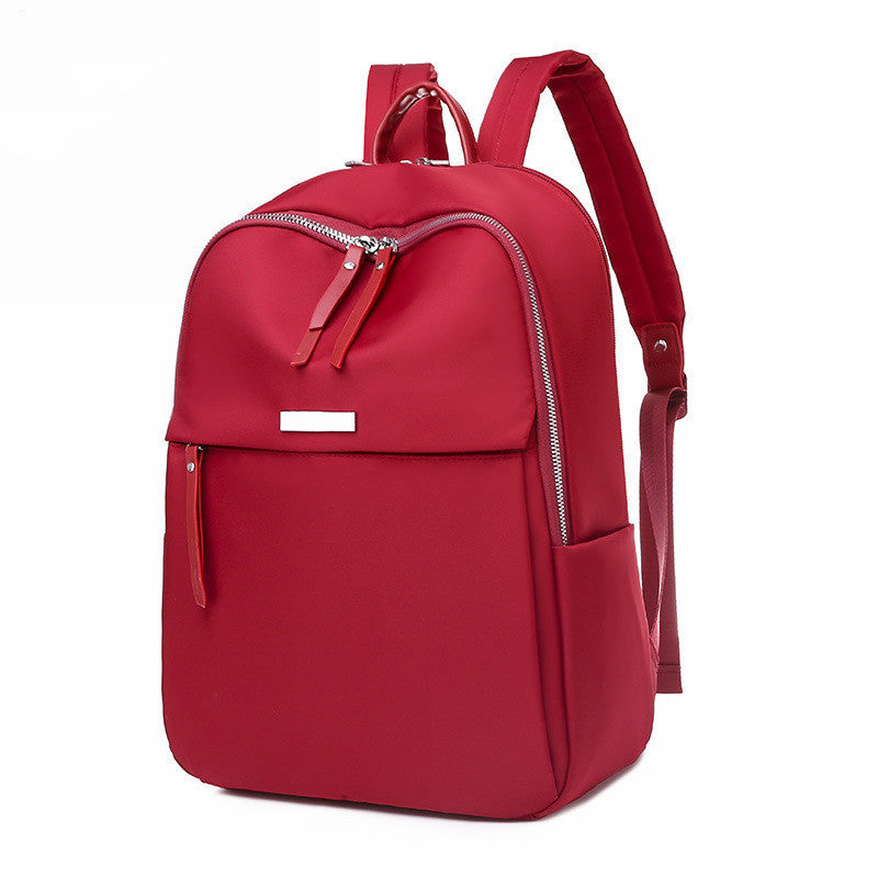 Sac à Dos Élégant en Tissu Oxford – Un Accessoire Sophistiqué pour un Quotidien Stylé
Un design structuré, fonctionnel et raffiné
Un équilibre parfait entre style et fonctionnalité