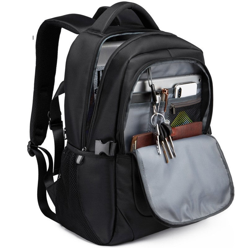 Sac à Dos Business et Voyage – Léger, Résistant et Fonctionnel
Un sac conçu pour les professionnels, les voyageurs et les citadins actifs
Un design sécurisé et ergonomique pour une utilisation quotidienne
Découvrez ce sac à dos polyvalent et sécurisé, conçu pour les professionnels et voyageurs modernes. Son design épuré et ergonomique en tissu Oxford premium assure une résistance maximale à l'usure, tout en restant léger et respirant pour un confort optimal.