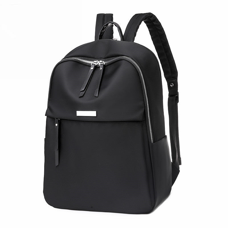 Sac à Dos Élégant en Tissu Oxford – Un Accessoire Sophistiqué pour un Quotidien Stylé
Un design structuré, fonctionnel et raffiné
Un équilibre parfait entre style et fonctionnalité