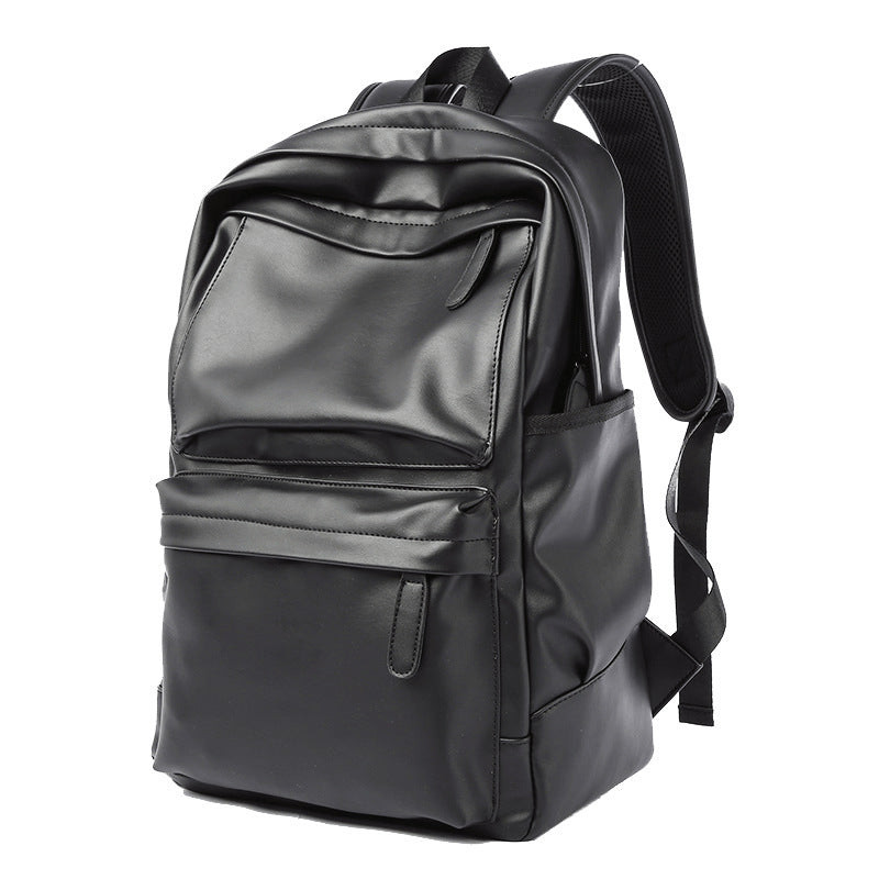  un sac à dos décontracté, conçu spécialement pour les hommes actifs à la recherche d’un accessoire robuste et stylé.